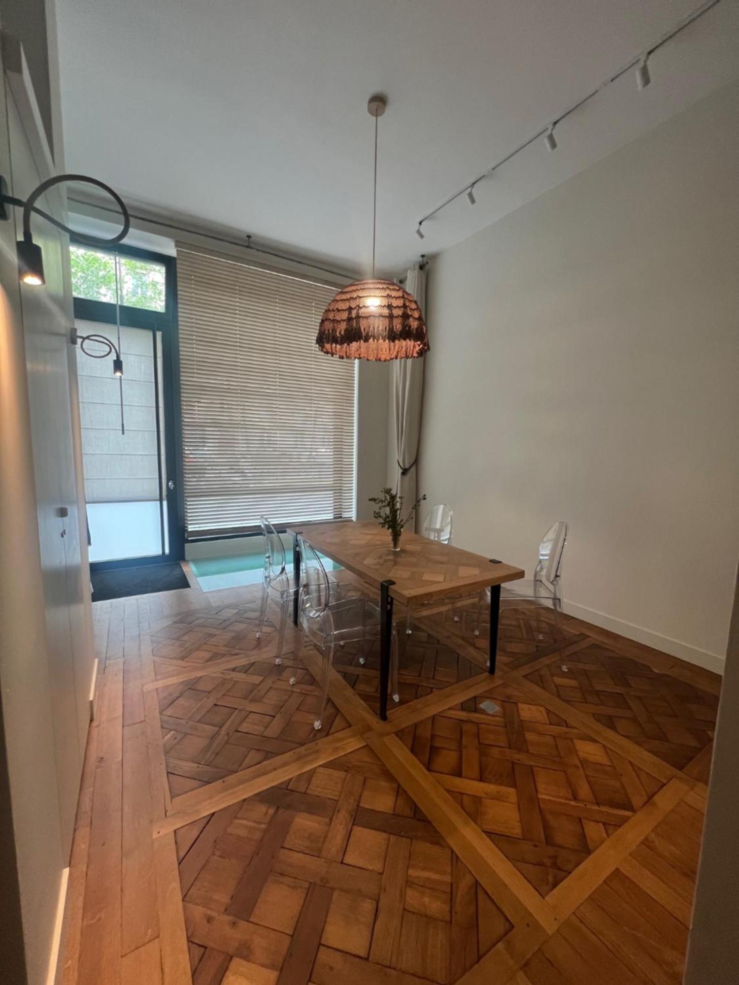 Apartment Tour Eiffel